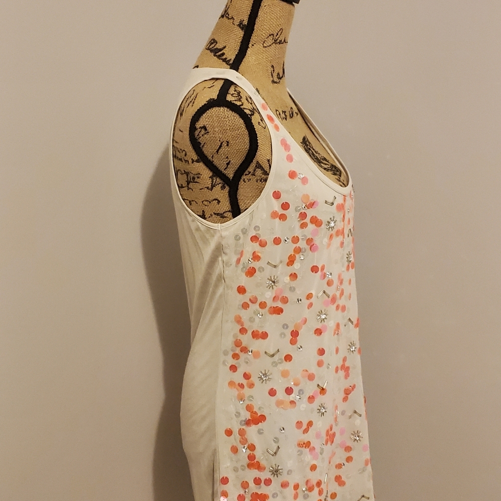 Express Embellished Tank - Picture 2 of 4
